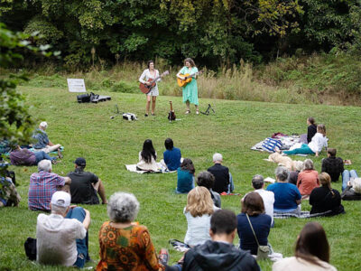 Tregaron unplugged concert on lawn